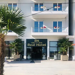Real Hotel Влёра