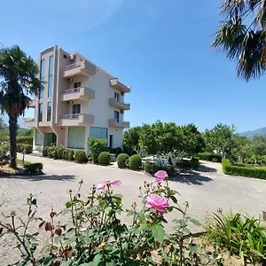Maison d'hôtes Dini